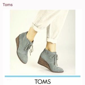 TOMS Hyde Wedge Booties
